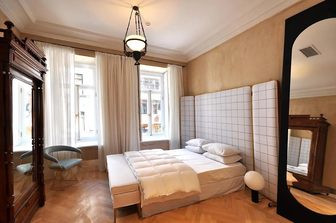 The 10 Hotel Tbilisi