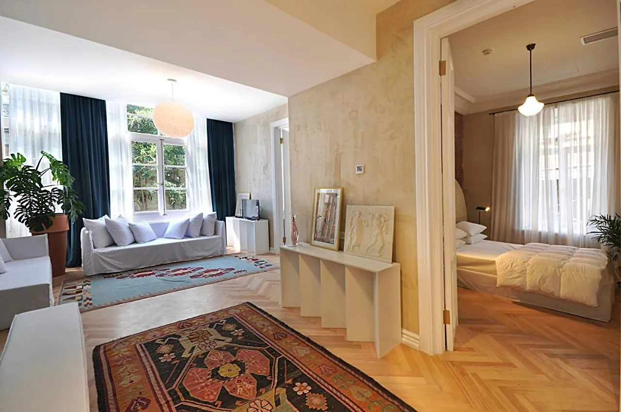 The 10 Hotel Tbilisi